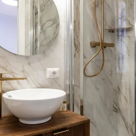 Amelie Trevi 4* Rome