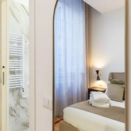 בית הארחה Amelie Trevi 4*