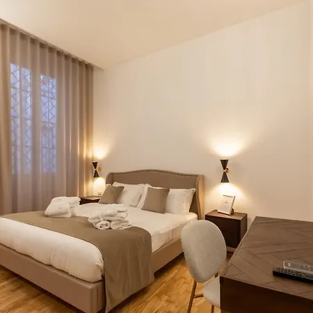 Amelie Trevi Guest house 4*