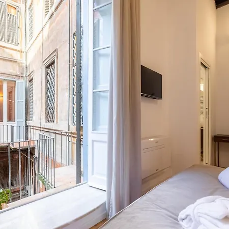 Amelie Trevi 4* Rome