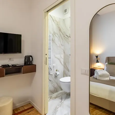 Amelie Trevi Guest house